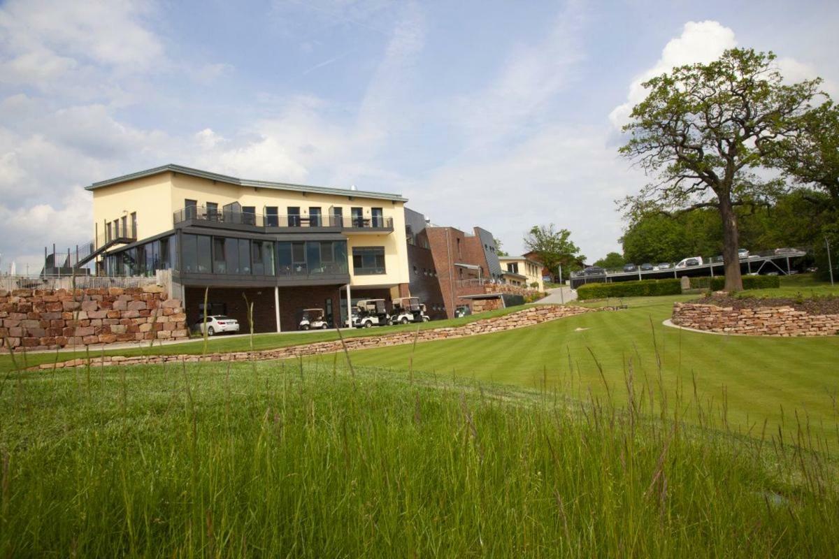 Hotel & Golfrestaurant Gut Wissmannshof Staufenberg  외부 사진