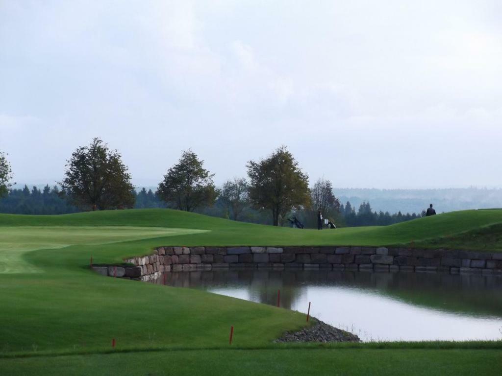 Hotel & Golfrestaurant Gut Wissmannshof Staufenberg  외부 사진