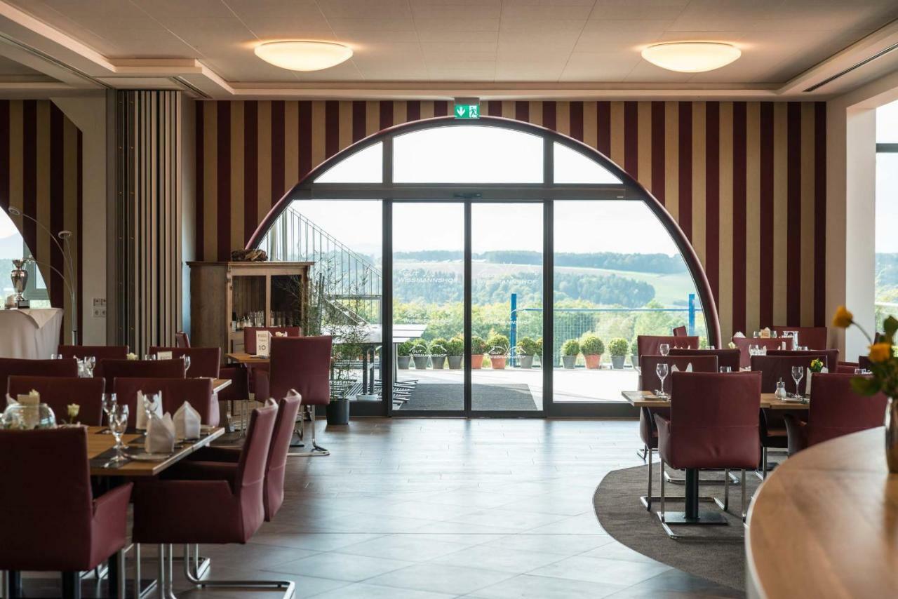 Hotel & Golfrestaurant Gut Wissmannshof Staufenberg  외부 사진