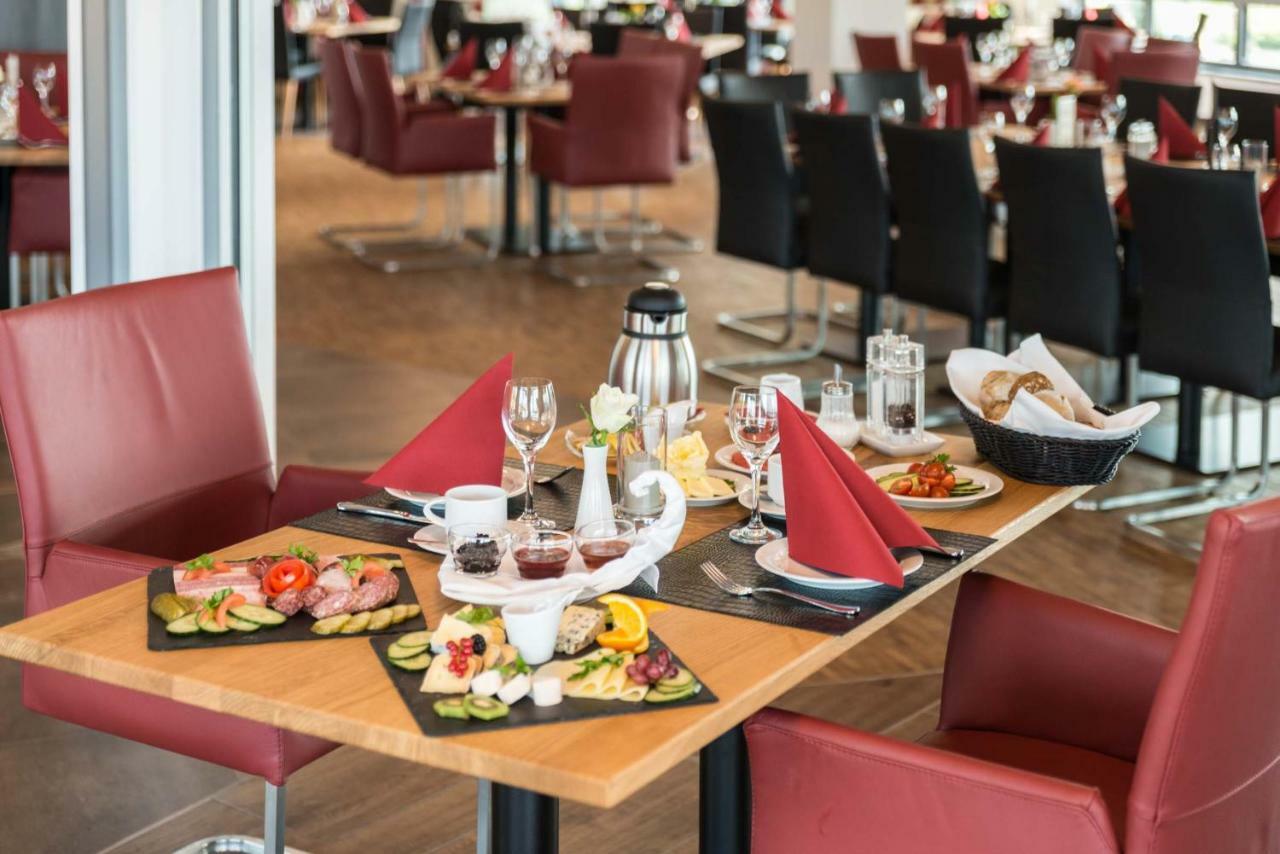Hotel & Golfrestaurant Gut Wissmannshof Staufenberg  외부 사진